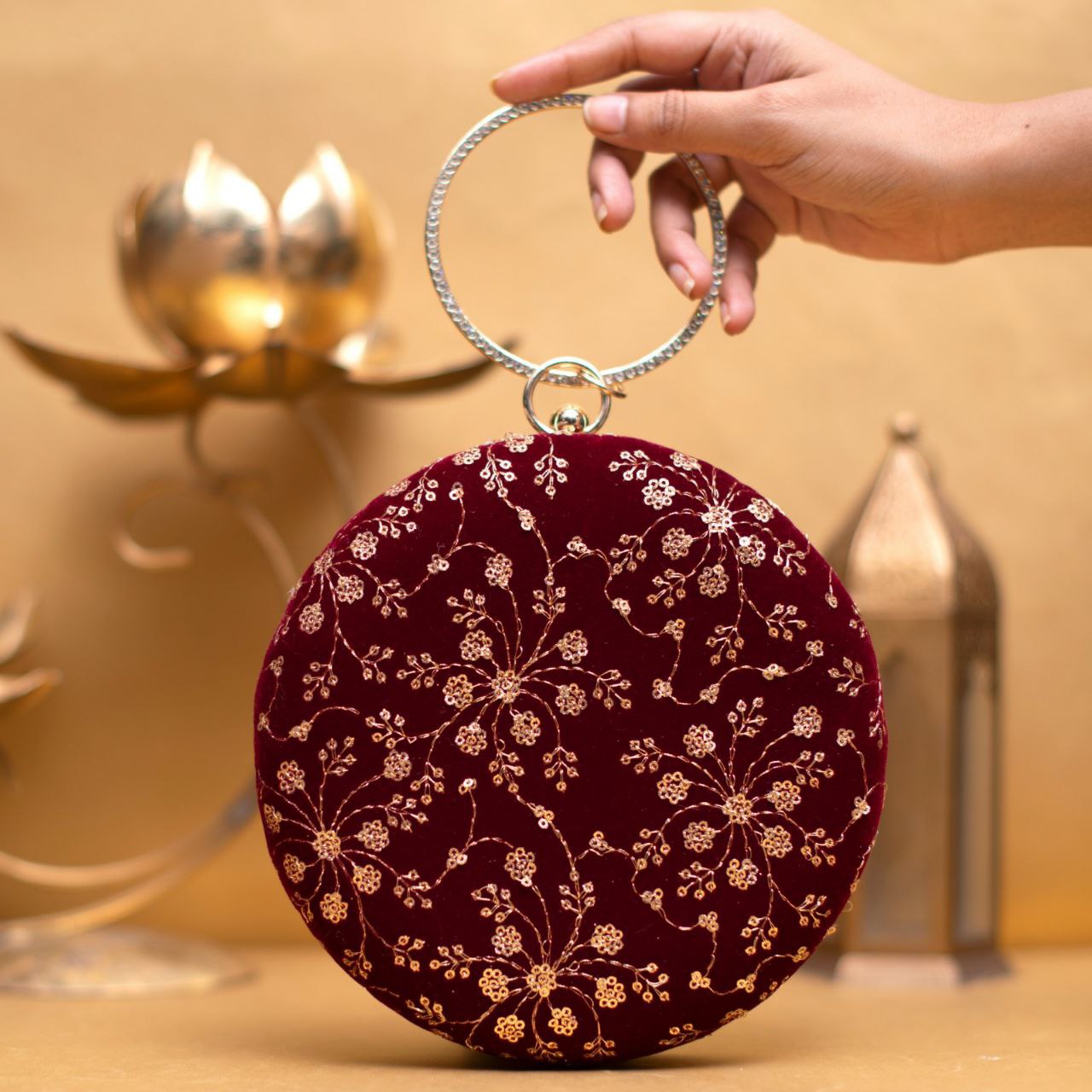 Round Ethnic Clutches